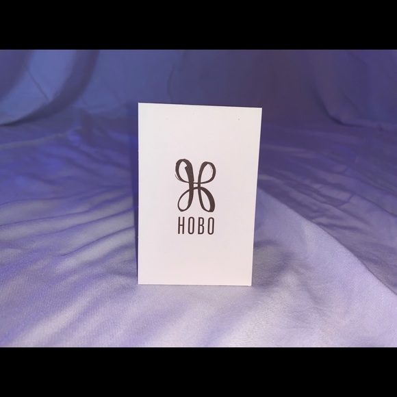 HOBO ivory over the shoulder handbag - Picture 5 of 5